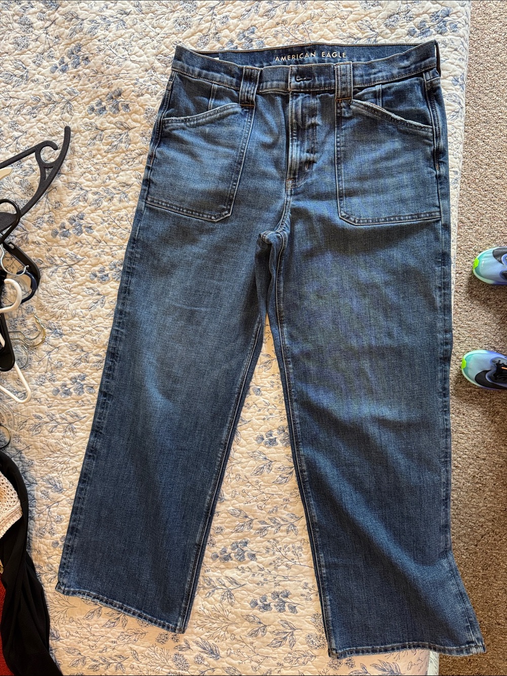 American Eagle Outfitters Women’s Dark Blue Straight Jeans